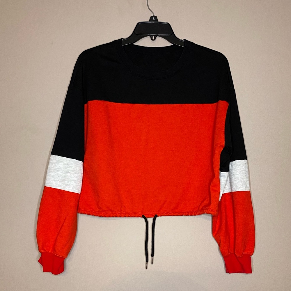 ❌SOLD❌Large Cropped Sweatshirt